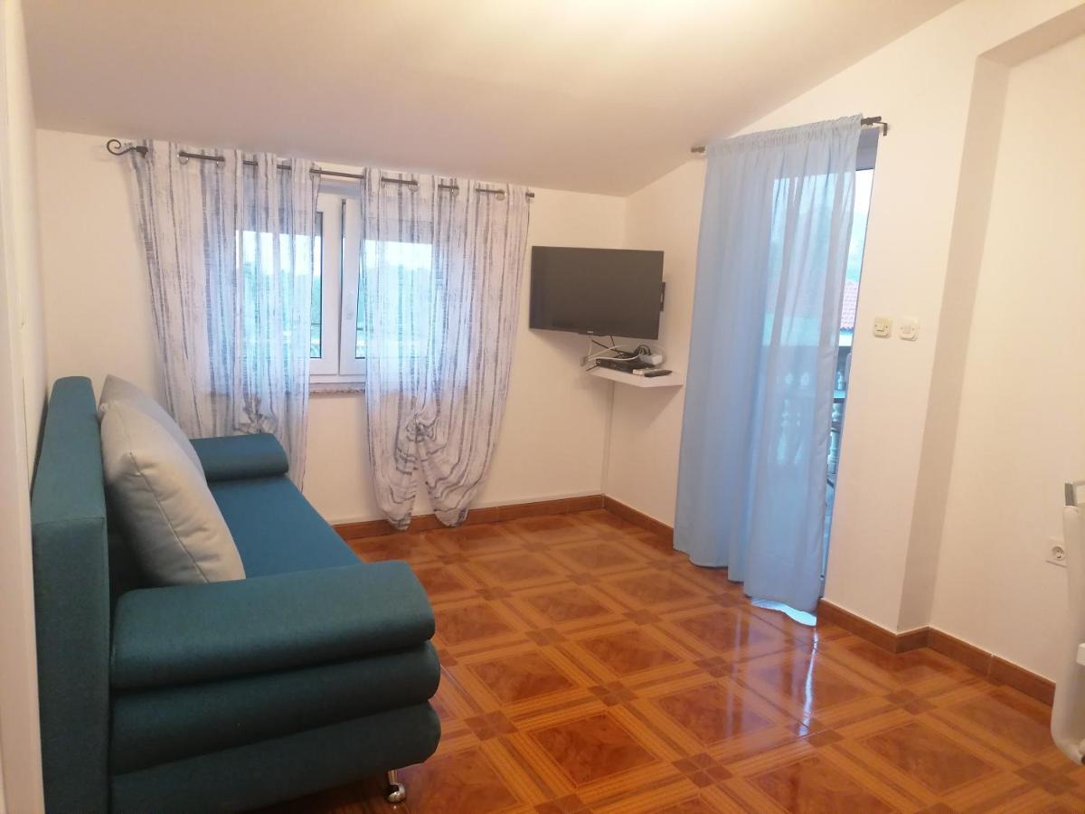 Apartmani Ivana Senj سينج المظهر الخارجي الصورة