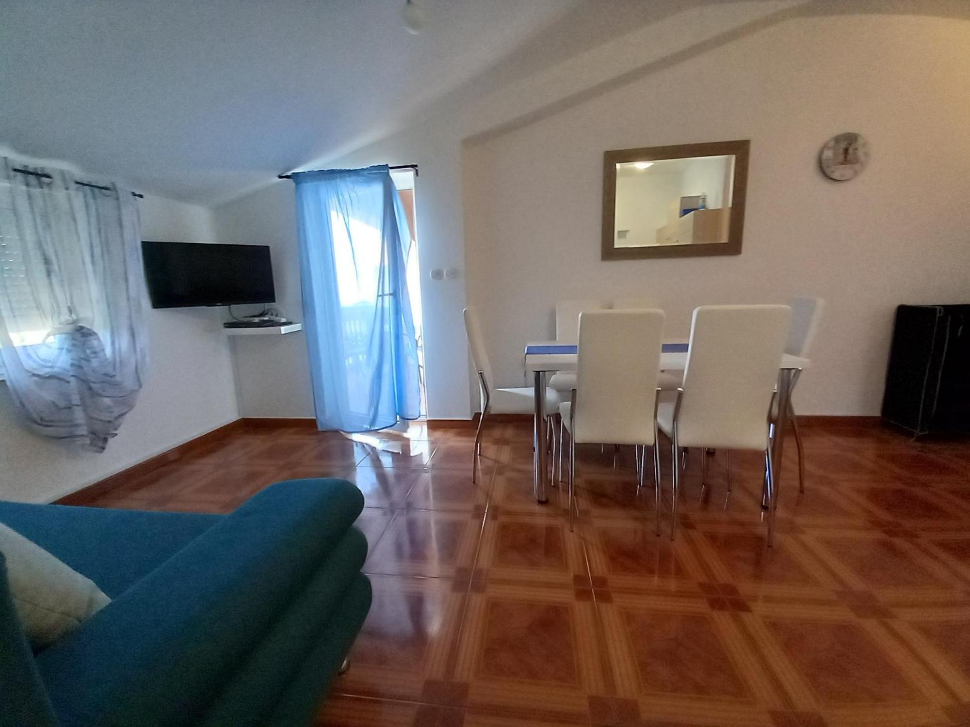 Apartmani Ivana Senj سينج الغرفة الصورة